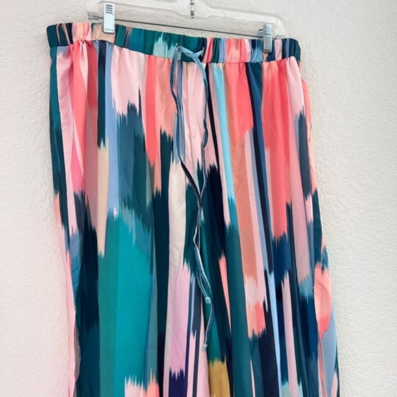 Colorful High Slit Pants - Picture 5 of 5